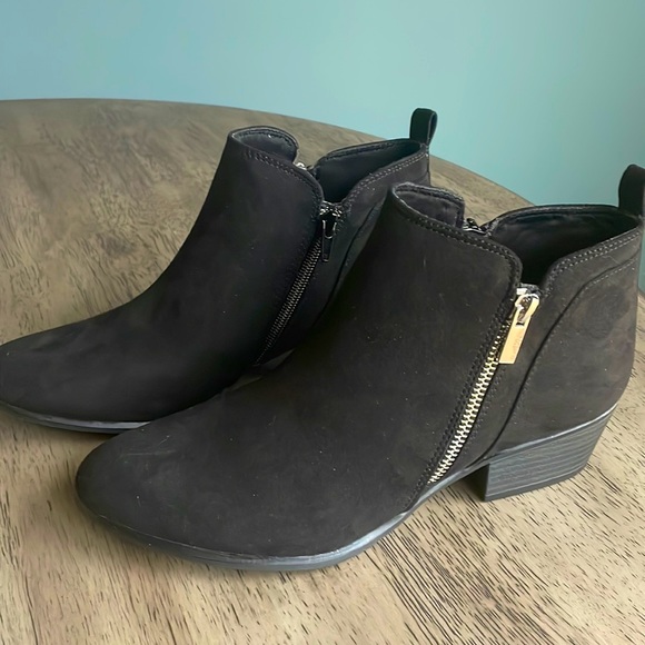 Esprit Shoes - Womens Esprit Black Booties Size 9